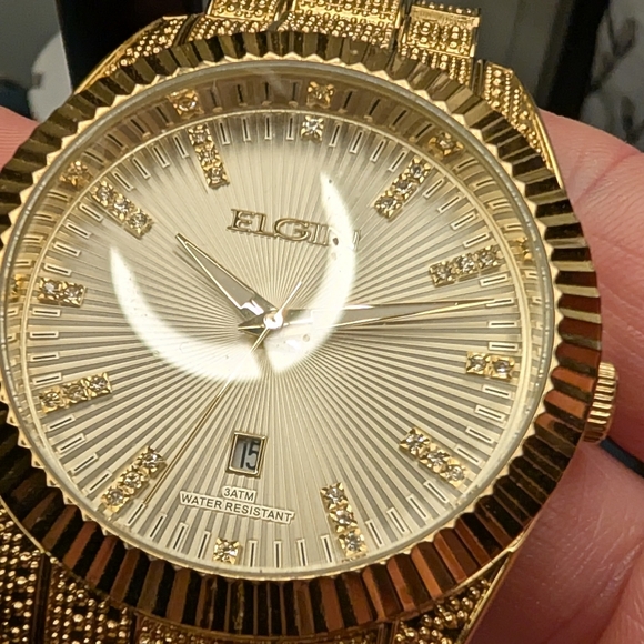 Gold Watch with Metal Link Band and Textured Bezel - Picture 6 of 8
